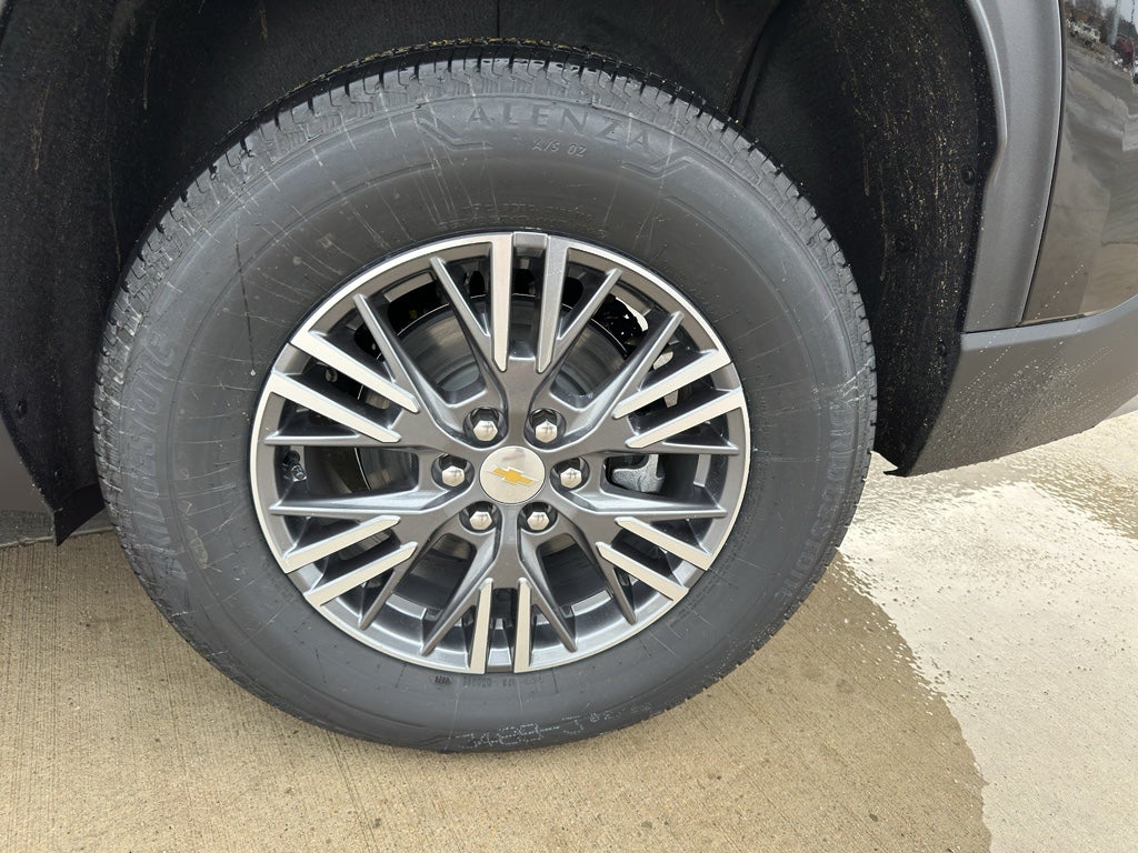 2026 Chevrolet Traverse AWD LT