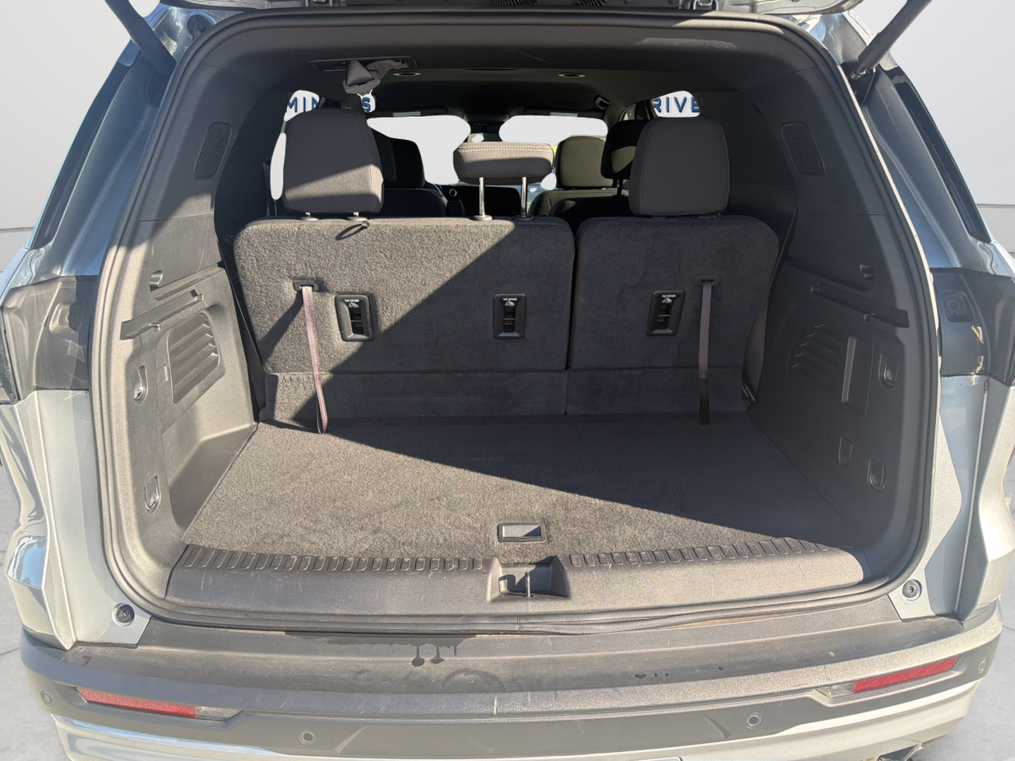 2025 Chevrolet Traverse AWD LT