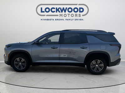 2025 Chevrolet Traverse AWD LT
