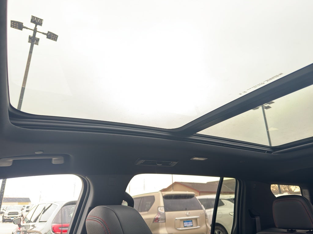 2026 Chevrolet Traverse AWD RS