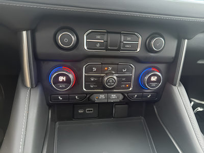 2021 Chevrolet Suburban 1500 LT