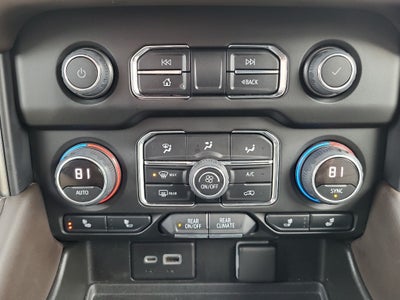 2022 Chevrolet Suburban 1500 LT