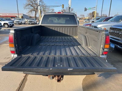 2006 GMC Sierra 3500 DRW SLE1