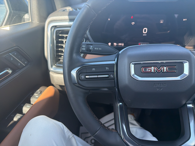 2024 GMC Canyon AT4