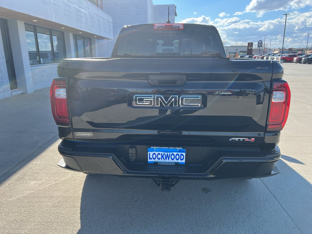 2024 GMC Canyon AT4