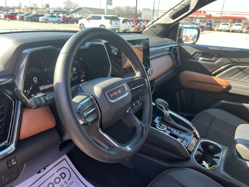 2024 GMC Canyon AT4