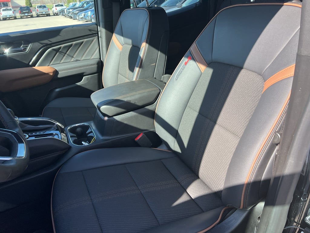 2024 GMC Canyon AT4