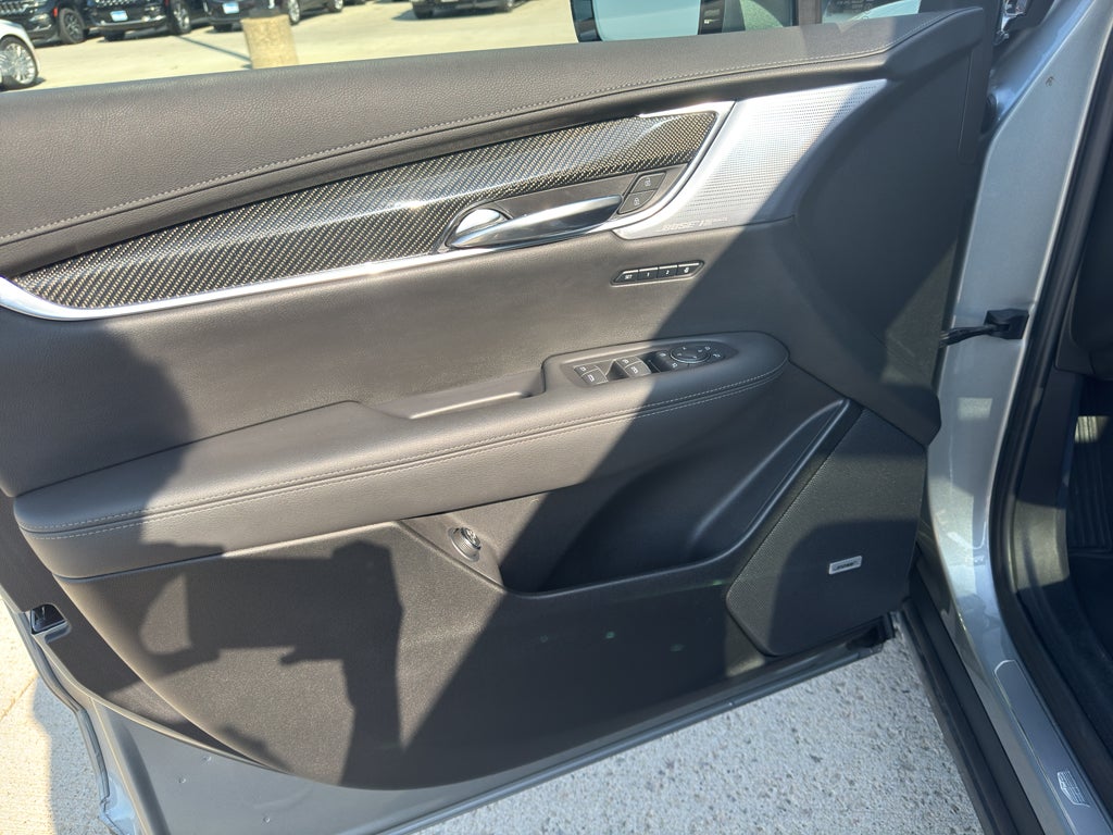 2024 Cadillac XT6 AWD Sport