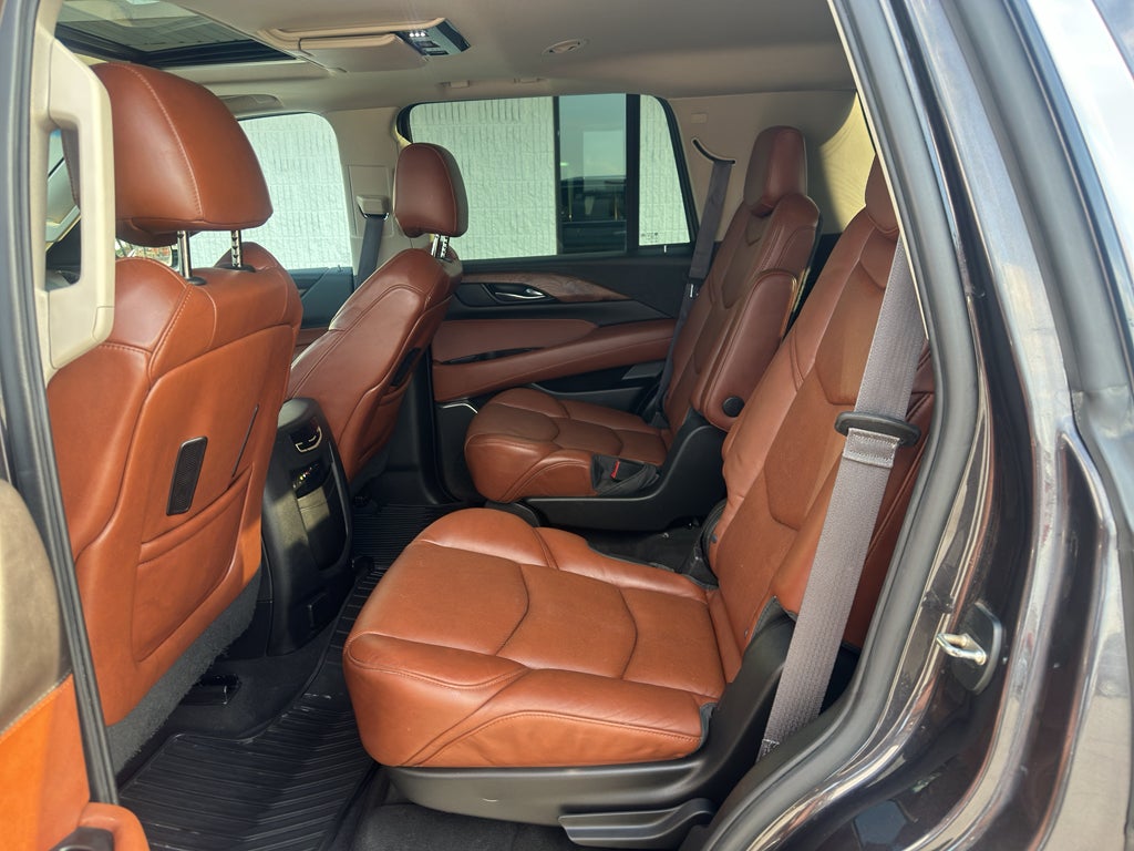 2015 Cadillac Escalade Luxury