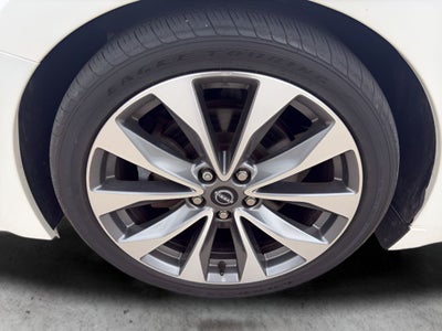 2023 Nissan Maxima Platinum