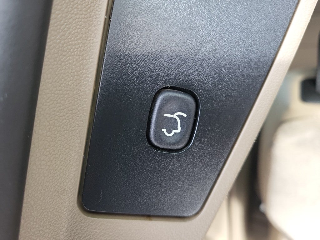 2012 Chrysler Town & Country Touring