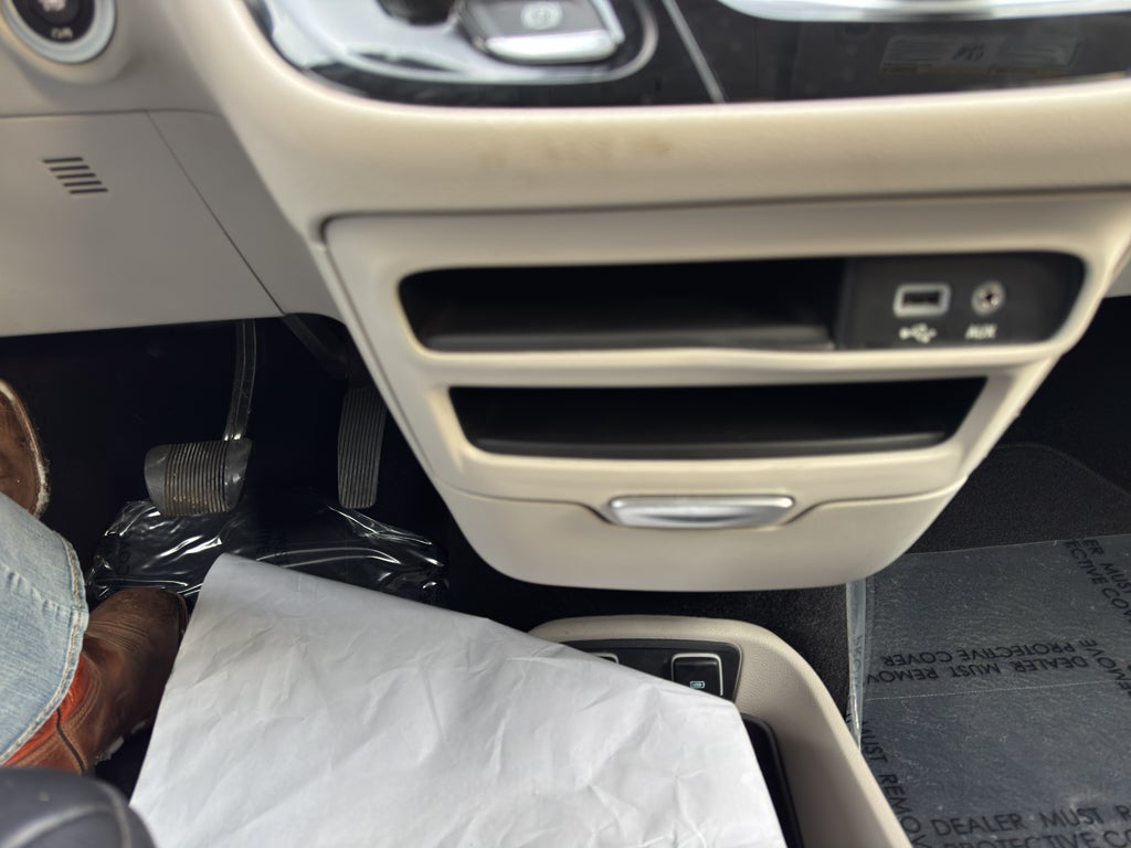 2017 Chrysler Pacifica Touring-L