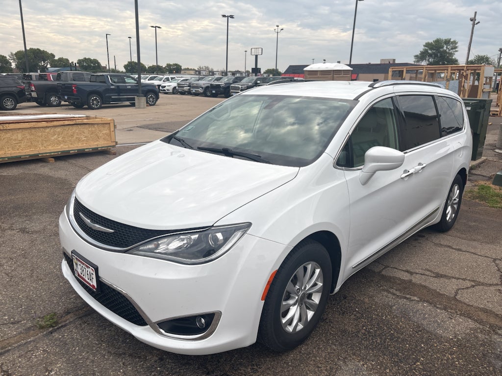 2018 Chrysler Pacifica Touring L Plus
