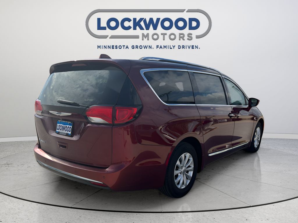 2018 Chrysler Pacifica Touring L Plus