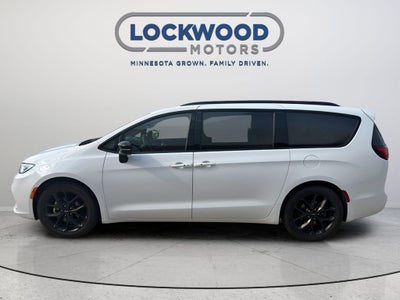 2025 Chrysler Pacifica Limited
