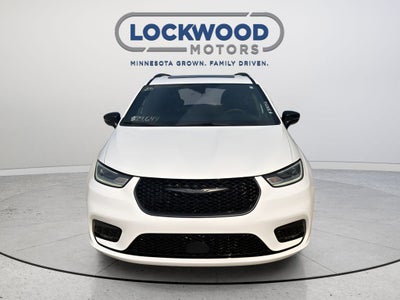 2025 Chrysler Pacifica Limited
