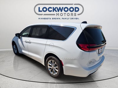2026 Chrysler Pacifica Limited