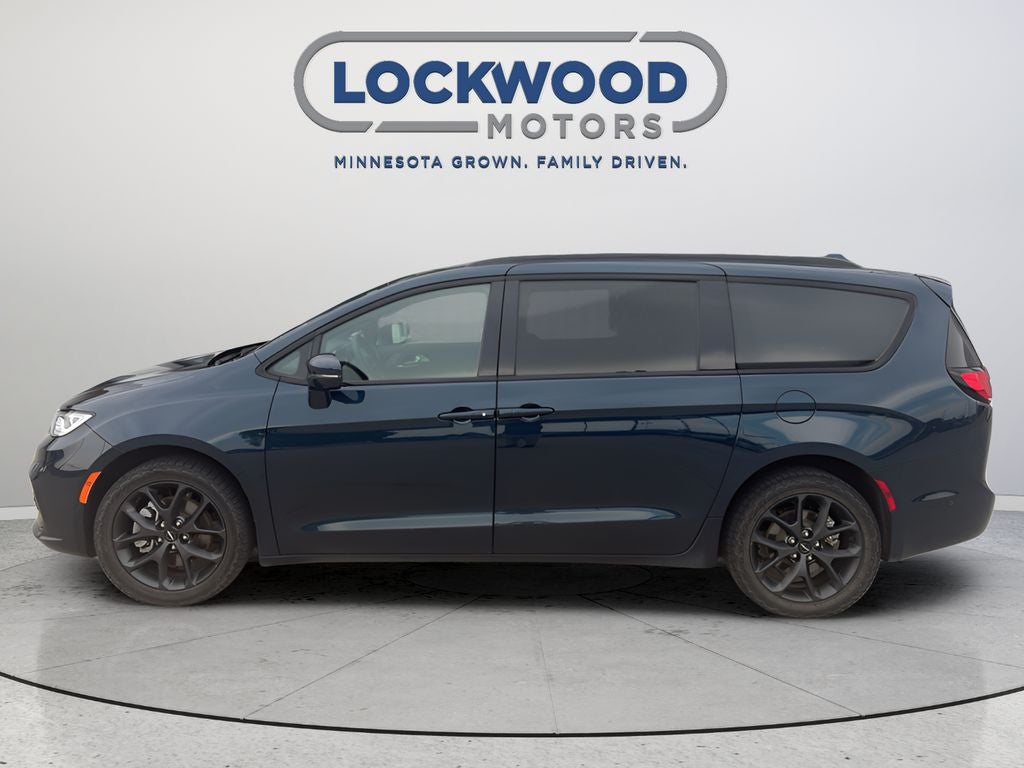 2022 Chrysler Pacifica Limited