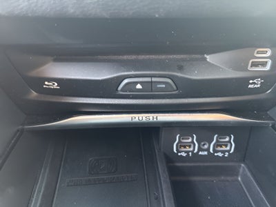 2024 Chrysler Pacifica Pinnacle