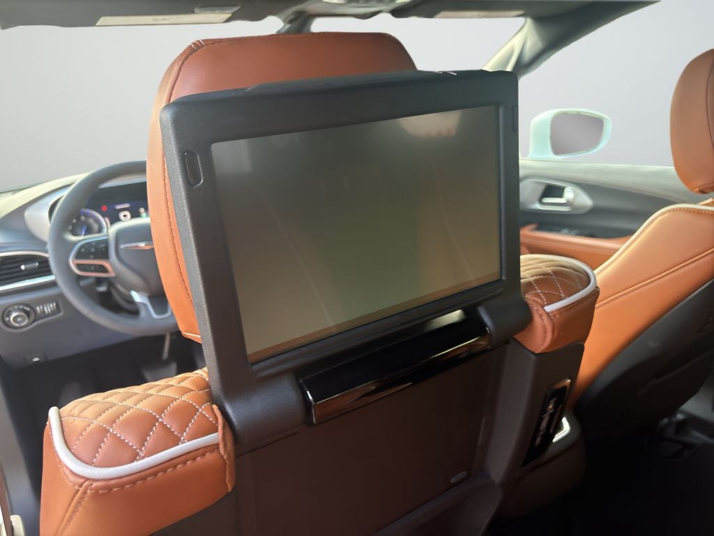 2024 Chrysler Pacifica Pinnacle