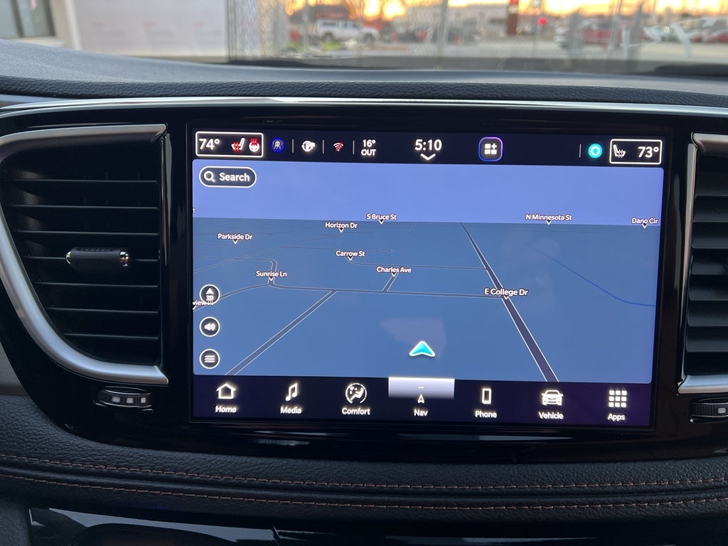 2025 Chrysler Pacifica Pinnacle