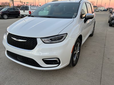 2025 Chrysler Pacifica Pinnacle