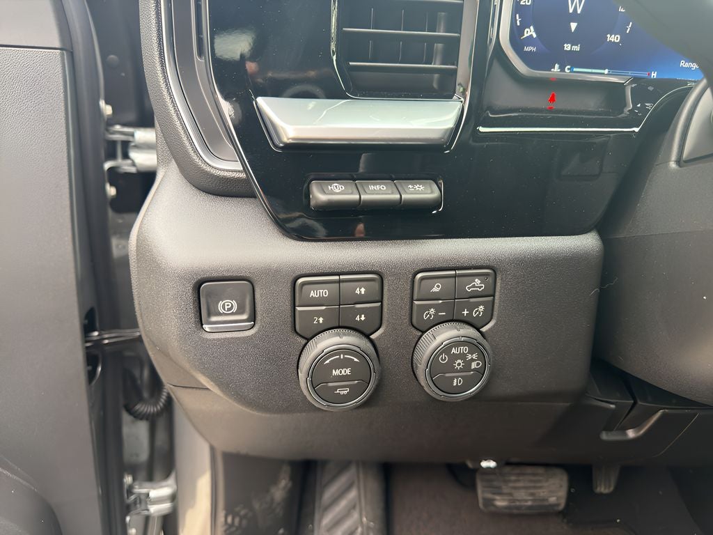 2026 Chevrolet Silverado 3500 High Country