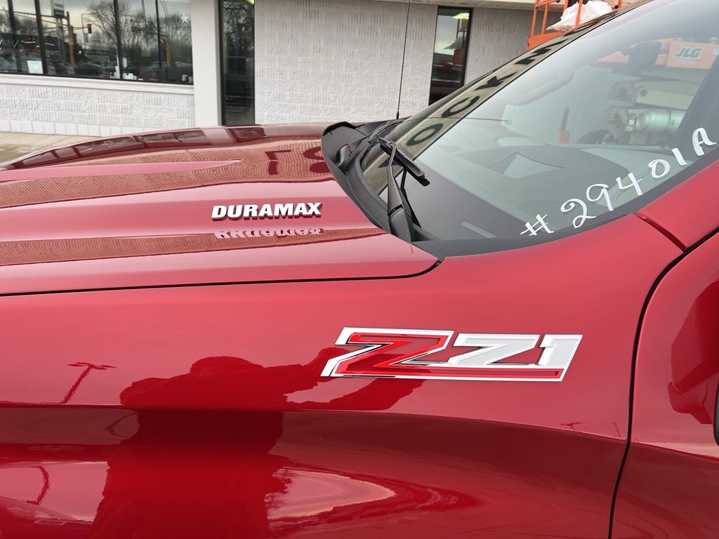 2025 Chevrolet Silverado 1500 LTZ