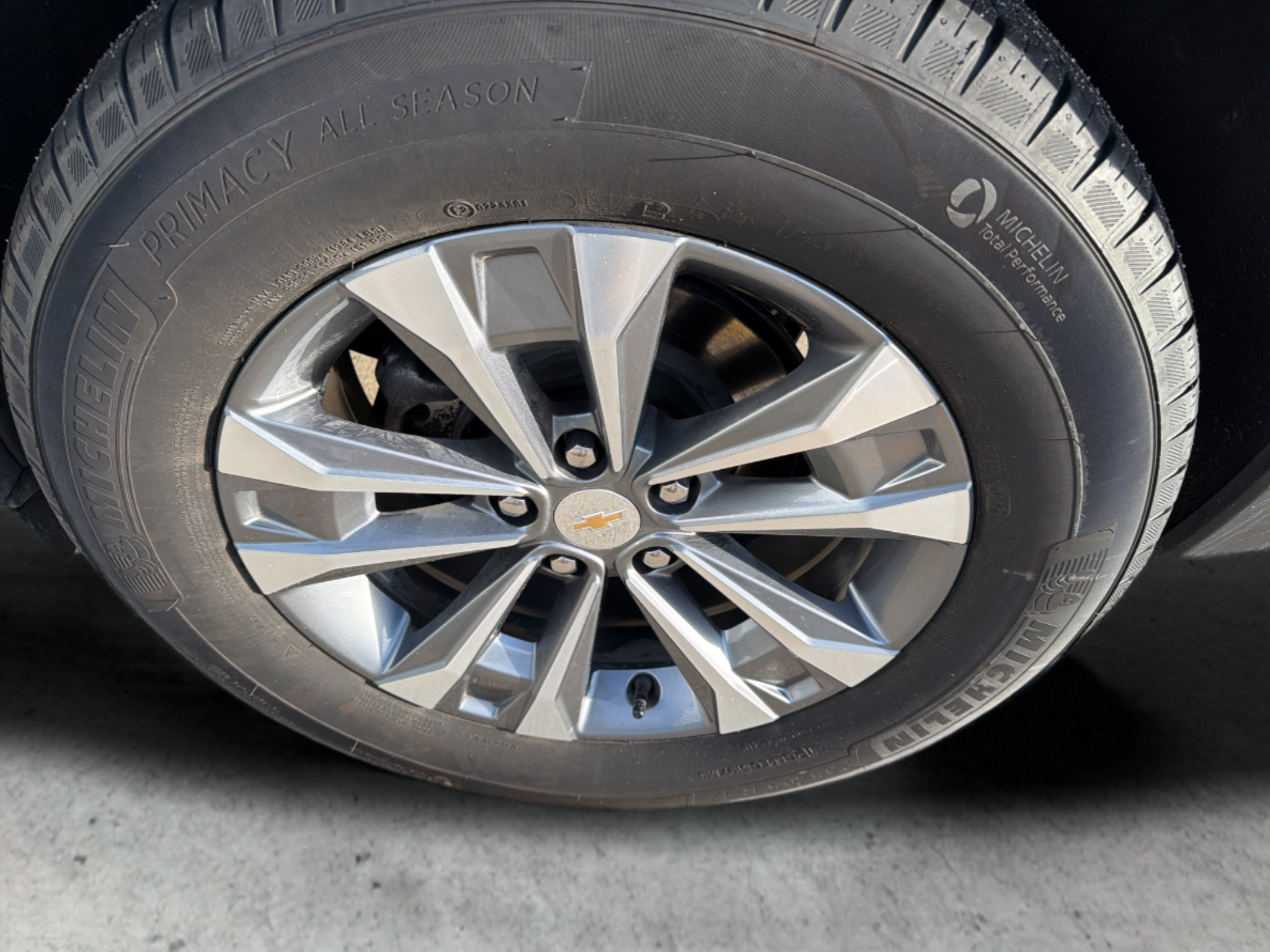 2025 Chevrolet Equinox AWD LT
