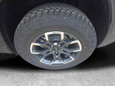 2027 Chevrolet Equinox ACTIVE