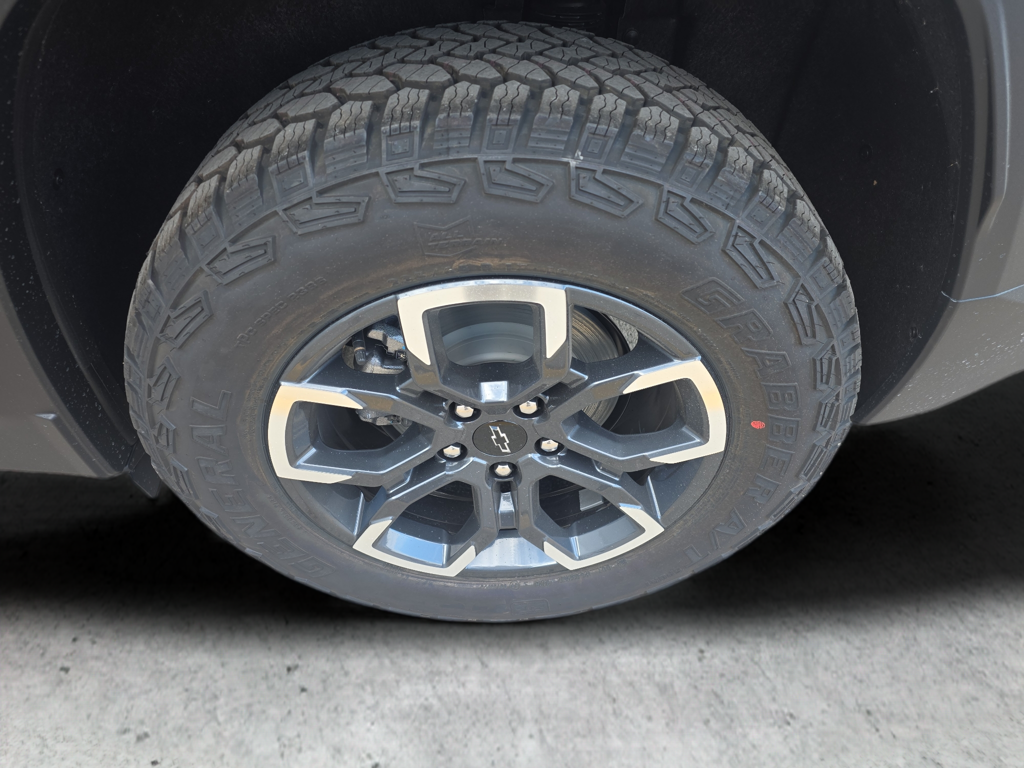 2027 Chevrolet Equinox ACTIVE