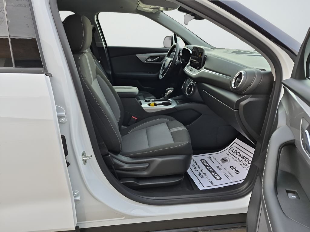 2025 Chevrolet Blazer LT