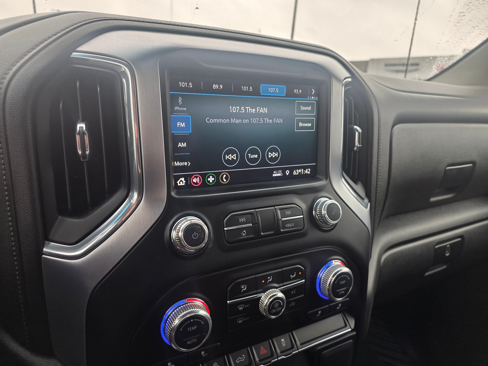 2022 GMC Sierra Limited 1500 SLE
