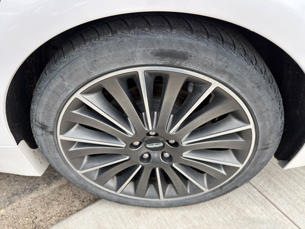 2016 Lincoln MKZ Base