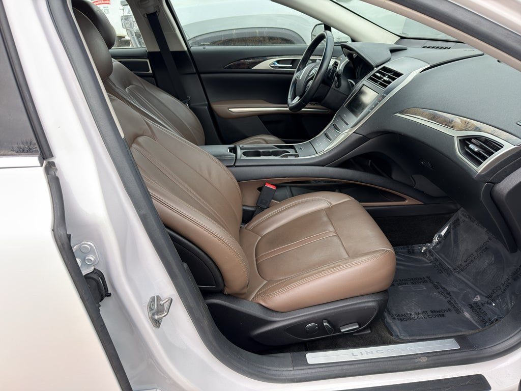 2016 Lincoln MKZ Base