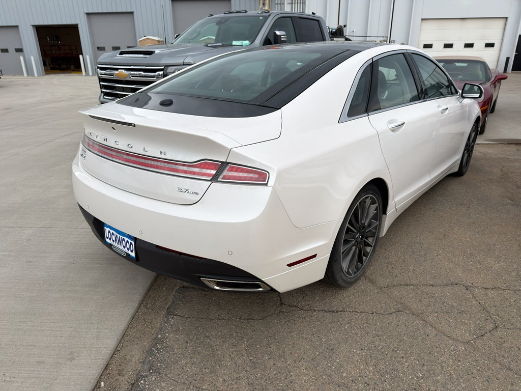 2016 Lincoln MKZ Base
