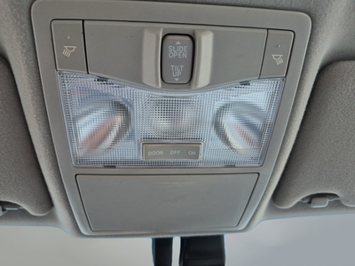 2011 Toyota Avalon 4dr Sdn (Natl)