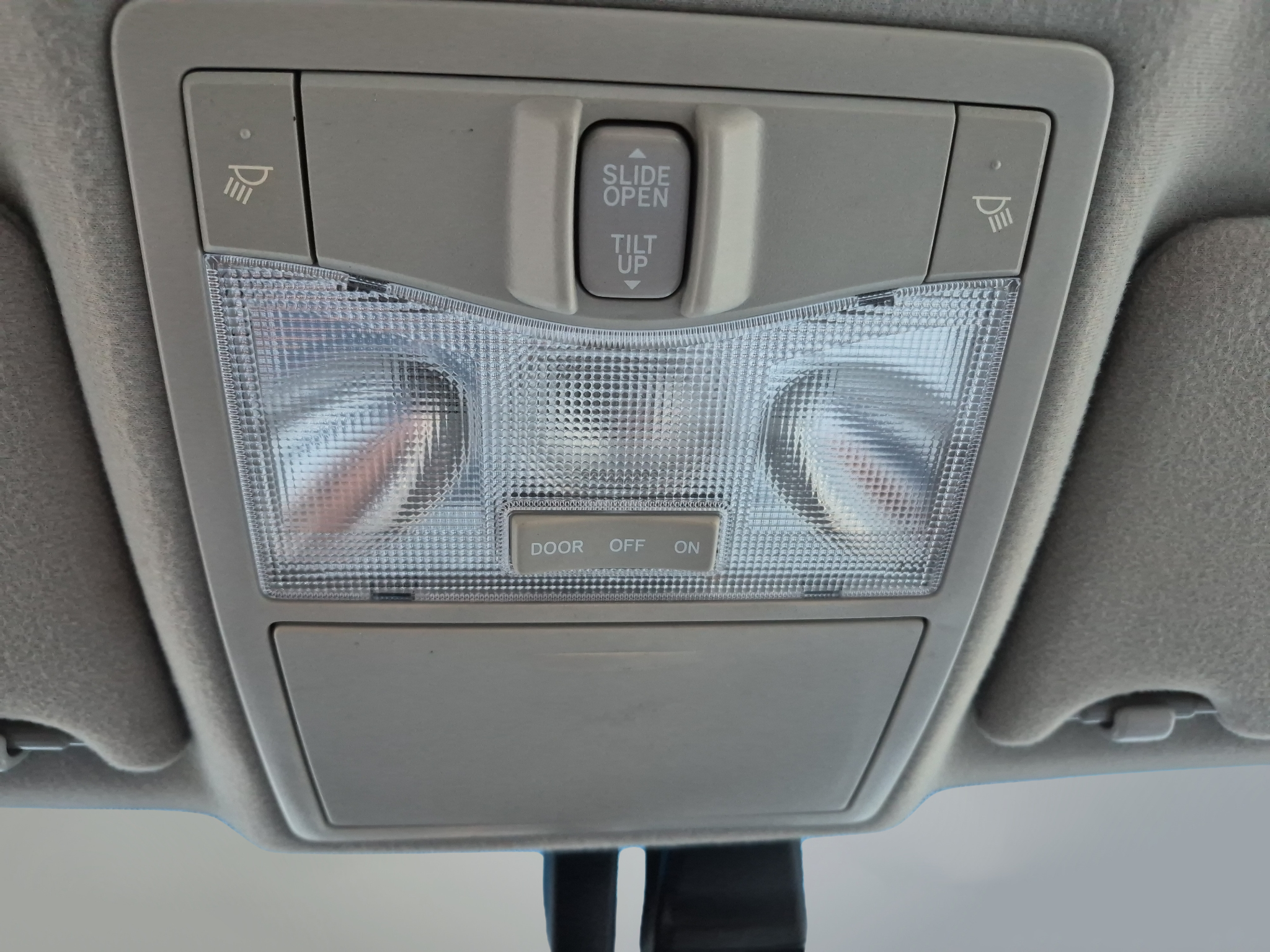 2011 Toyota Avalon 4dr Sdn (Natl)