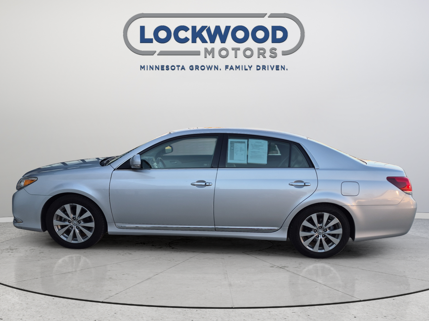 2011 Toyota Avalon 4dr Sdn (Natl)