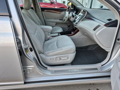2011 Toyota Avalon 4dr Sdn (Natl)