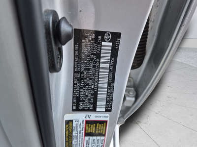 2011 Toyota Avalon 4dr Sdn (Natl)