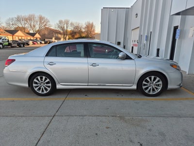 2011 Toyota Avalon 4dr Sdn (Natl)