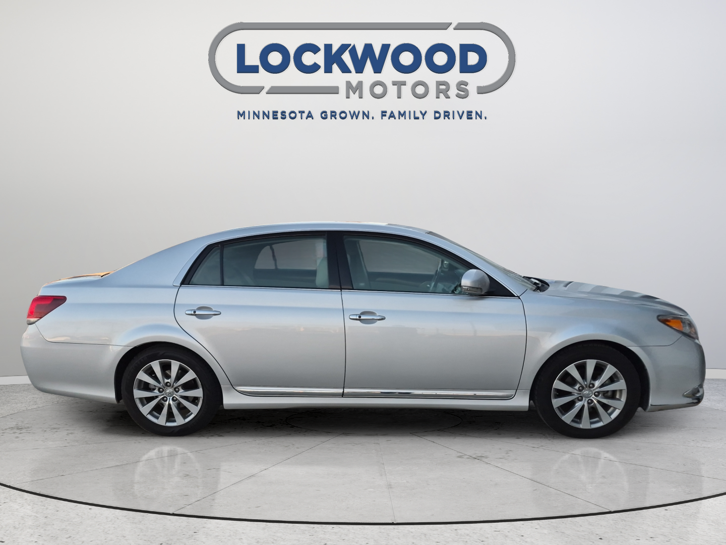 2011 Toyota Avalon 4dr Sdn (Natl)