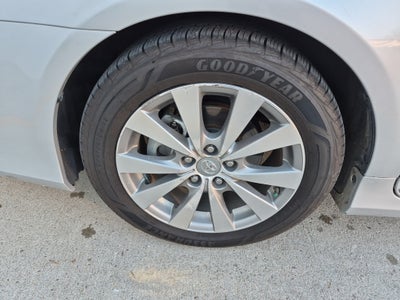 2011 Toyota Avalon 4dr Sdn (Natl)
