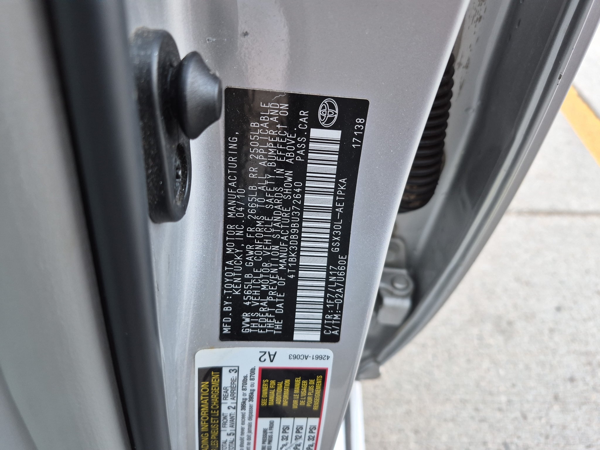 2011 Toyota Avalon 4dr Sdn (Natl)