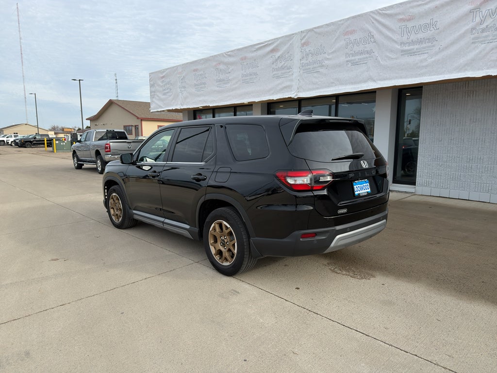 2024 Honda Pilot EX-L 8 Passenger