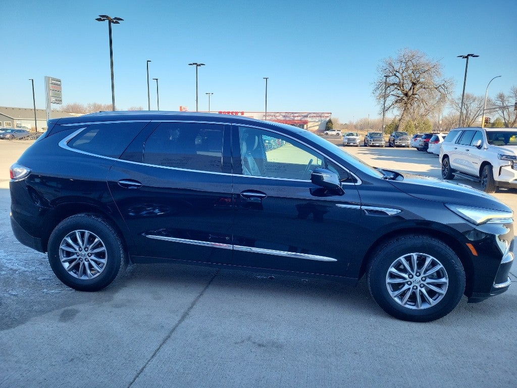 2023 Buick Enclave Premium