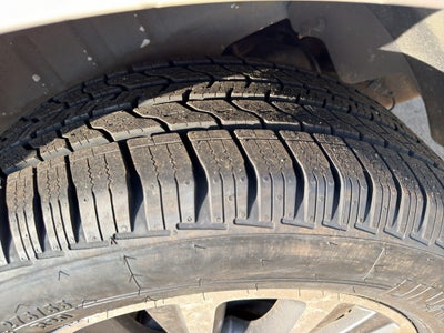2015 Lincoln Navigator L Base