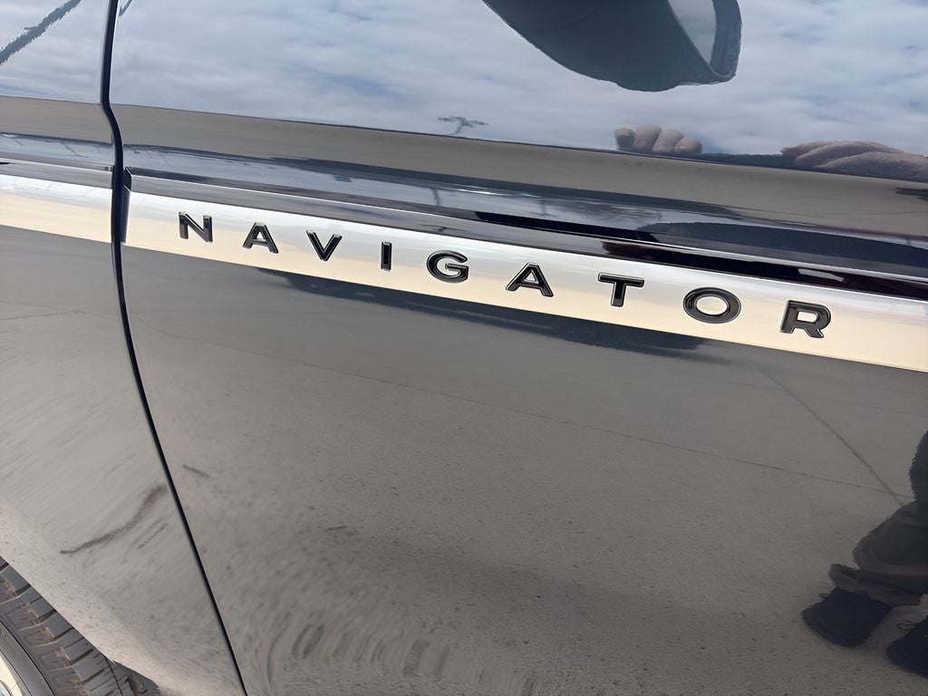 2025 Lincoln Navigator L Reserve