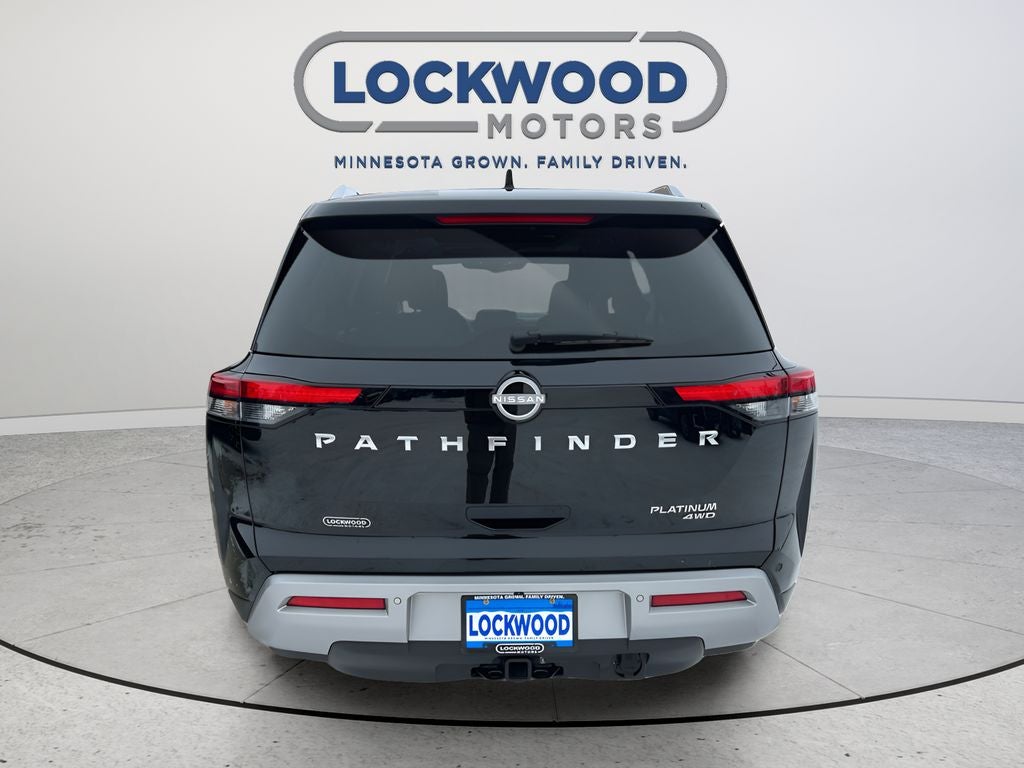 2023 Nissan Pathfinder Platinum